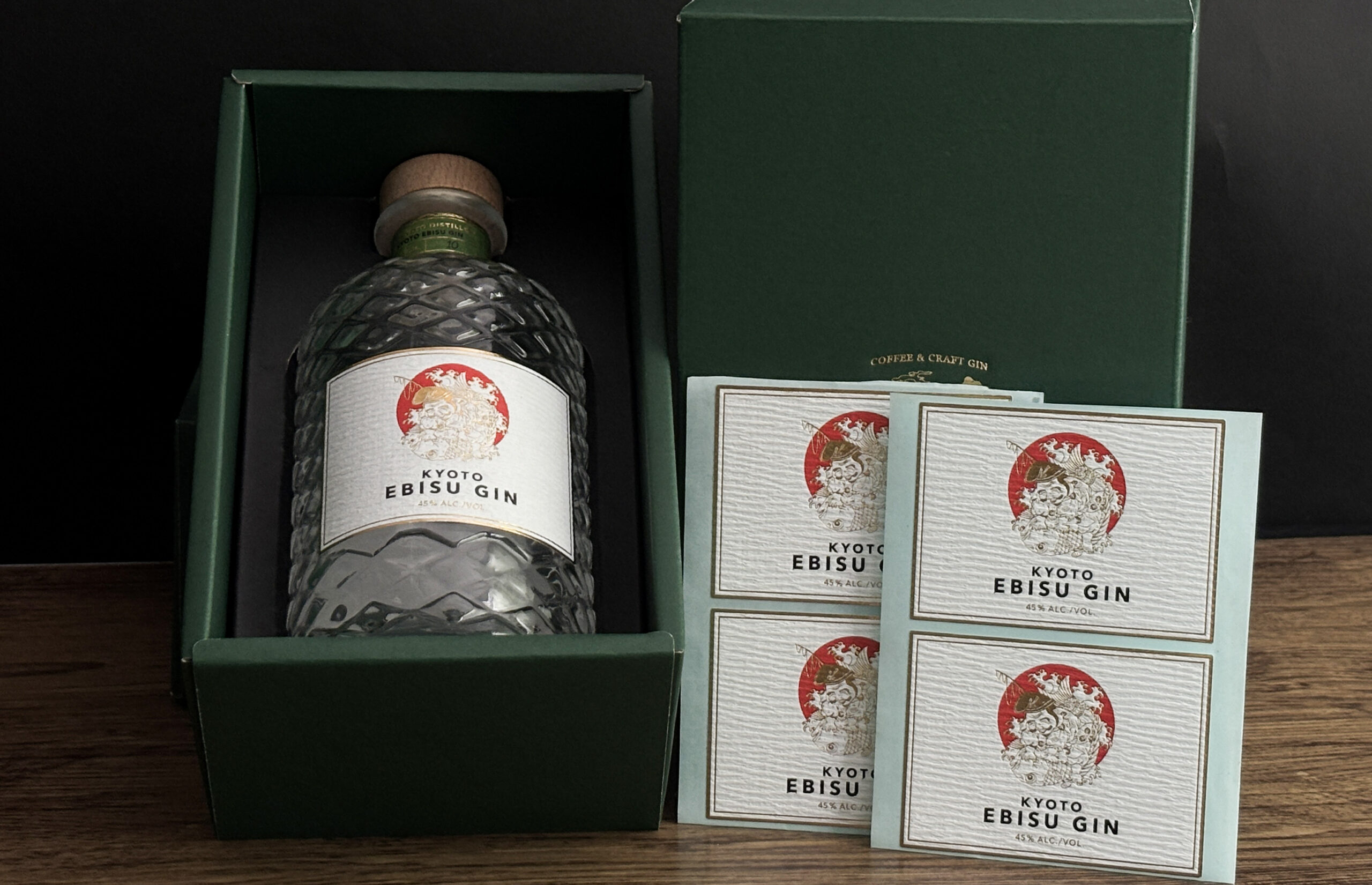 箔押しボトルラベル EBISU GIN