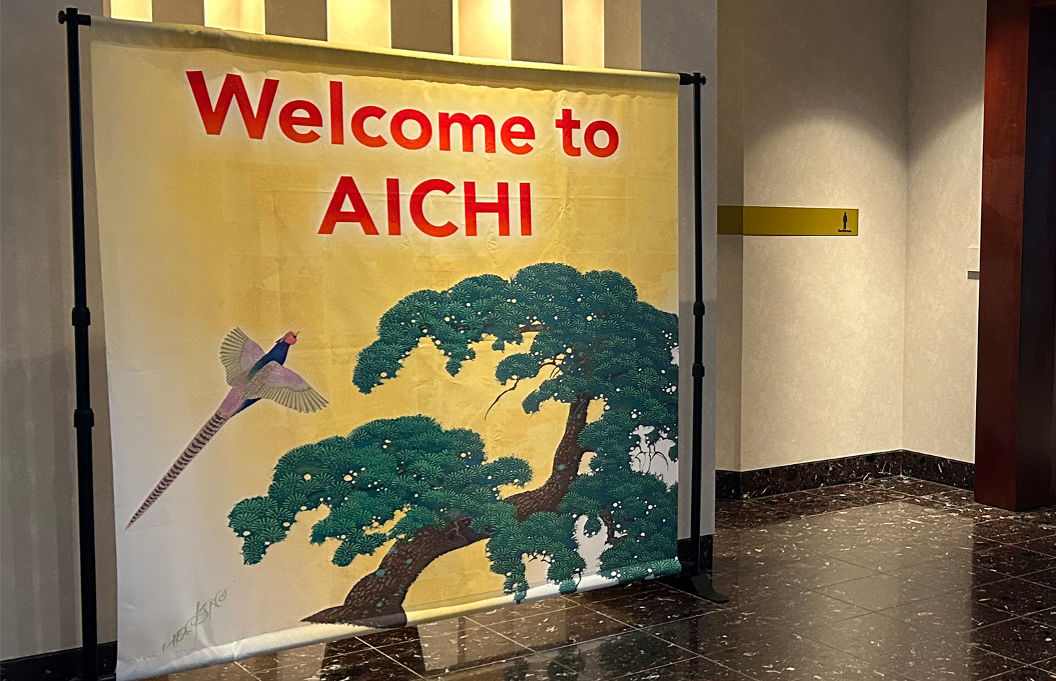 発色や良く展示会にも最適！トロマットで作成したイージーウォールバナー